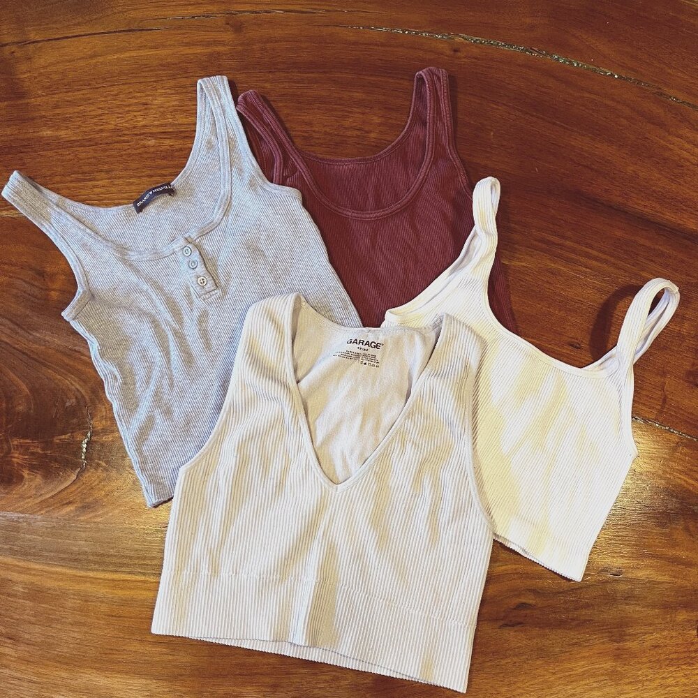 Ribbed Tank Bundle: 4 stretch tanks from Garage, Cotton On, Brandy Melville